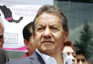 El también exalcalde de Texcoco acotó que la encuesta es la mejor opción para lograr resultados fiables en la elección de la dirigencia nacional y estatal. (ARCHIVO)