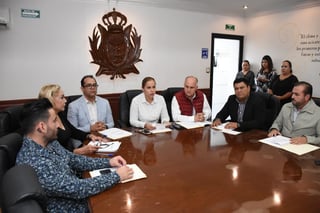 De manera formal, en la Sala de Cabildo de la presidencia municipal de Gómez Palacio se instaló el Comité de Transparencia.