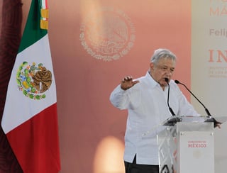 
El presidente López Obrador explicó que antes de diciembre, cuando está previsto que se lance la licitación del proyecto, se consultará pueblo por pueblo su opinión y que no decidan los grupos de interés. (EL UNIVERSAL)
