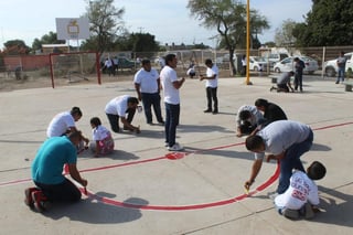 Las actividades estuvieron a cargo del Programa de Responsabilidad de una cadena de tiendas de conveniencia, en coordinación con el Ayuntamiento de San Pedro. (EL SIGLO DE TORREÓN)