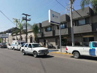 La joven fue trasladada en un vehículo particular a las instalaciones del Sanatorio San José de la ciudad de Gómez Palacio. (EL SIGLO DE TORREÓN)