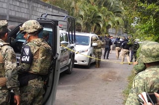 En Veracruz, el diputado local priista Juan Carlos Molina, fue emboscado en la zona costera central, donde murió a consecuencia de heridas de bala. (ARCHIVO)
