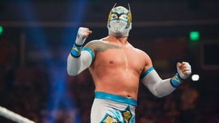 El luchador mexicano considera que vienen sus mejores años y que no le gusta depender de una sola empresa como la WWE. (CORTESÍA)