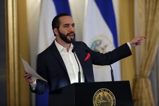El presidente de El Salvador, Nayib Bukele, descartó este lunes que exista una 'amenaza inminente' de tsunami en las costas del país centroamericano. (ARCHIVO)
