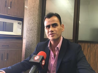 Cuiltáhuac Valdés Gutiérrez, subsecretario de Educación en La Laguna de Durango, aseguró que cumplió con la gestión que solicitaron los profesores en su protesta en la Recaudación de Rentas. (EL SIGLO DE TORREÓN)