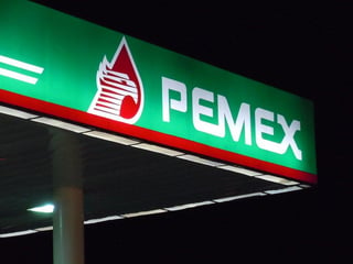 El estrangulamiento presupuestario al que sometió la Secretaría de Hacienda a Petróleos Mexicanos (Pemex), desde la administración pasada y en el primer año de este gobierno comprometieron la seguridad de los sistemas informáticos de la petrolera. (ARCHIVO)