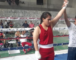 Francisco Javier Sifuentes, Paulina Aguilar y Silvia Meza representarán a La Laguna en el Nacional de Boxeo. (ARCHIVO)