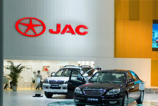 Los autos eléctricos de JAC se podrán recargar en la red de cargadores que ya existe en todo el país, señaló la empresa. (ARCHIVO) 