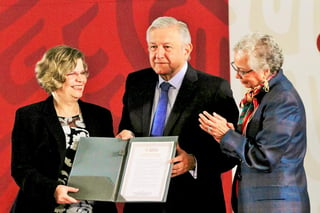 El presidente Andrés Manuel López Obrador firmó el Acuerdo Nacional por la Igualdad entre Mujeres y Hombres. (NOTIMEX)