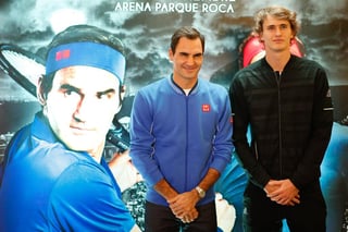 Roger Federer se enfrentará a Alexander Zverev en la Plaza de Toros México. (ARCHIVO)