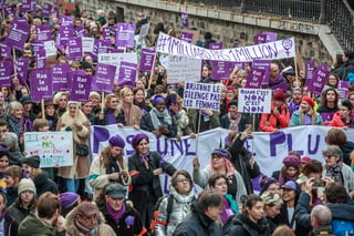 En París, la marcha reunió a 49,000 personas, según el gabinete independiente de estudios Occurrence. (EFE) 