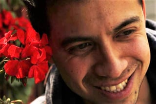 Gatica, de 21 años y estudiante de Psicología, fue disparado por un carabinero (nombre de la Policía chilena) el pasado 8 de noviembre cuando se encontraba protestando en Plaza Italia. (ESPECIAL)