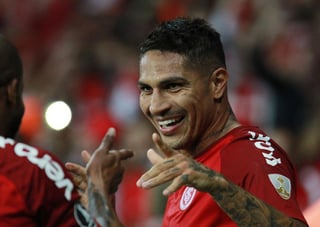 El atacante peruano de 35 años actualmente es jugador del Internacional de Porto Alegre, en el futbol brasileño. (ARCHIVO) 