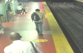 Las escenas fueron registradas en el metro de la ciudad de Buenos Aires, Argentina (INTERNET)  