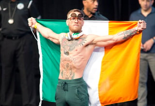 McGregor tiene una marca de 21 victorias y cuatro descalabros en la UFC. (ARCHIVO)