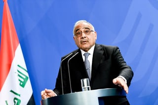 El Parlamento de Irak aceptó hoy la renuncia del primer ministro Adel Abdul Mahdi, lo que podría acrecentar la incertidumbre política entre sus fuerzas políticas y en medio de las protestas que han dejado más de 400 muertos. (ARCHIVO)