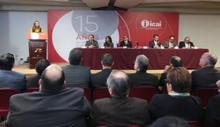 El ICAI celebró su 15 aniversario con una sesión solemne, a la que asistió el titular del INAI, Francisco Javier Acuña.