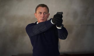 El “agente 007” sale de jubilación para enfrentar una última misión en el primer avance de la película No time to die, protagonizada nuevamente por Daniel Craig. (ESPECIAL)