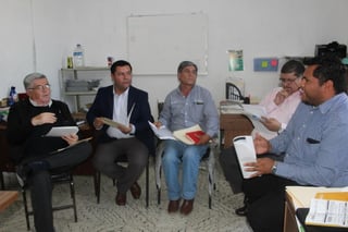 La fracción del Partido Acción Nacional (PAN) en Lerdo criticó los cortes del suministro de agua que hizo el Sapal a instituciones educativas de nivel básico de este Municipio.
(EL SIGLO DE TORREÓN)