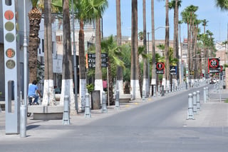 Ante el tráfico que se genera en la avenida Juárez, Moorelear propone utilizar la avenida Morelos. (ARCHIVO)