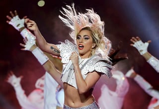 Previo al gran día. Lady Gaga actuará en la edición 10 del Super Saturday Night el 1 de febrero próximo en Miami. (AP)