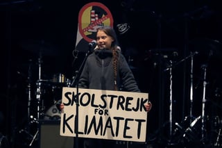 Thunberg animó a seguir las voces, convencida de que el cambio 'no va a venir de los poderosos'.