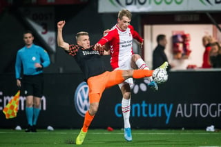 Con este resultado, PSV alcanzó 31 unidades para recuperar el tercer lugar de la tabla que le había arrebatado el Willem II. (EFE)