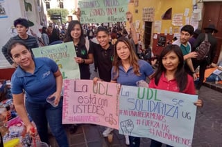 El gobernador del estado, Diego Sinhue Rodríguez Vallejo, respondió con una serie de acciones al convenio que le plantearon estudiantes de la Universidad de Guanajuato (UG), que se encuentran en paro, en el que debería dar una disculpa pública 'por su omisión' en los casos de las estudiantes asesinadas y desaparecidas, y al igual el rector de la institución. (EL UNIVERSAL)