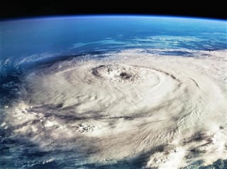 Cualquier huracán amenazaría a más víctimas y habría más, y más costosas, propiedades destruidas, por lo tanto, el daño siempre tenderá a aumentar y el número de fenómenos destructivos crecerá. (ESPECIAL)