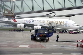 Aeroméxico canceló la ruta Ciudad de México-Shanghái para reforzar la ruta México-Barcelona, ya que ahora enfrenta la competencia directa de Emirates. (ARCHIVO) 