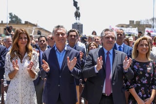 El presidente electo, Alberto Fernández, anunció una serie de medidas para reactivar la economía, que actualmente vive un mercado recesivo. (ARCHIVO) 