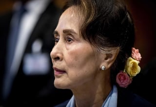 la ONU escuchó este miércoles cómo la premio Nobel de la Paz y líder de Myanmar (antigua Birmania), Aung San Suu Kyi, defendió la actuación del Ejército de su país contra la minoría musulmana rohinyá. (EFE)