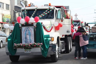 Los transportistas de Torreón y de otras partes del país guardan un cariño especial por la Virgen. (SOFÍA GAMÓN)