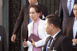 El abogado de Gambia Paul Reichler criticó la defensa del Ejército hecha por la líder de Myanmar (antigua Birmania), Aung San Suu Kyi. (EFE) 