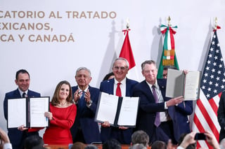 El pasado martes, en Palacio Nacional las partes firmaron el protocolo modificatorio del T-MEC. (ARCHIVO)