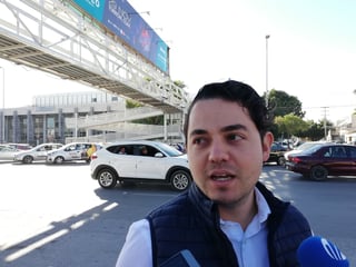 Álvaro Cárdenas, presidente de la asociación civil Formemos un cambio, cuestionó la instalación de las videocámaras. (VIRGINIA HERNÁNDEZ)