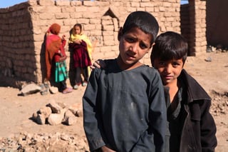 Menores afganos en un campo de refugiados. (ARCHIVO) 