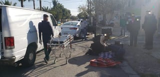 El cadáver del hombre fue levantado por el personal de Servicios Periciales de la Fiscalía General del Estado de Coahuila, delegación Laguna I, y trasladado a las instalaciones del Servicio Médico Forense. (ARCHIVO)