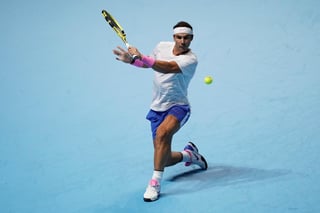 Rafael Nadal debutará mañana en un torneo de exhibición en Abu Dabi. (ESPECIAL)