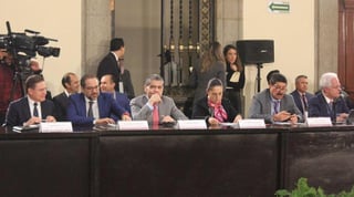  El gobernador de Coahuila, Miguel Ángel Riquelme Solís, fue designado como el nuevo titular de la Comisión de información del Consejo Nacional de Seguridad. (TWITTER)