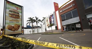 La operadora de McDonald's en Perú, Arcos Dorados, no ha entregado los videos del suceso grabados por las cámaras del local. (ESPECIAL)