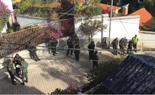 El director general de Organismos y Mecanismos Regionales Americanos de la SRE, Efraín Guadarrama, afirmó que en las últimas horas se incrementó 'el hostigamiento policial en la embajada de México en La Paz'. (TWITTER)
