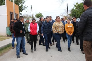 El gobernador Miguel Ángel Riquelme Solís exhortó a los vecinos a mantener la solidaridad que caracteriza a Villa Unión.