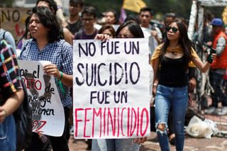 Destacan los 14 crímenes cometidos contra mujeres. (ARCHIVO)