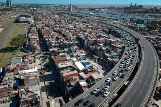 El Gobierno afirma que cerca de 15 millones de argentinos se verán beneficiados con la medida. (ARCHIVO)