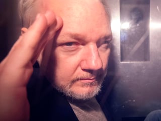 López Obrador aseguró que liberar a Julian Assange representaría 'una causa muy justa en favor de los derechos humanos del mundo'. (ARCHIVO)