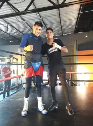 Nativo de Gómez Palacio, donde vacaciona antes de regresar a Tijuana, Brandon inicia su camino en el exigente box profesional. (ESPECIAL)
