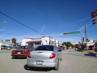 Los semáforos en el municipio de Matamoros serán sustituidos por unos con tecnología LED. (EL SIGLO DE TORREÓN / DIANA GONZÁLEZ) 