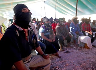 El Ejército Zapatista de Liberación Nacional (EZLN) y el Congreso Nacional Indígena convocaron a la ciudadanía a movilizarse los próximos 20, 21 y 22 de febrero para exigir justicia por los defensores de la tierra desaparecidos y asesinados. (ARCHIVO)