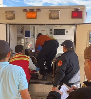 Un camión que transportaba a trabajadores del campo fue embestido este martes por un tren en el poblado de Vícam, municipio de Guaymas, Sonora, que dejó un saldo preliminar de al menos cinco muertos y 27 heridos. (ARCHIVO)